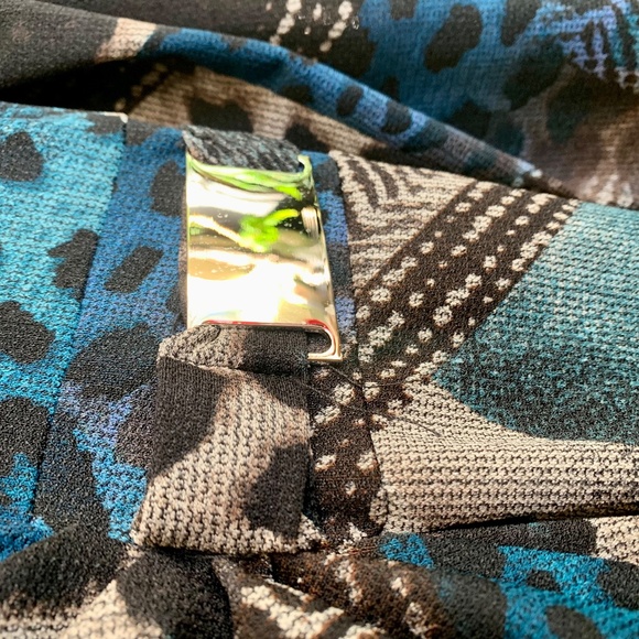 Brand New 24K Blue Top - Picture 3 of 3